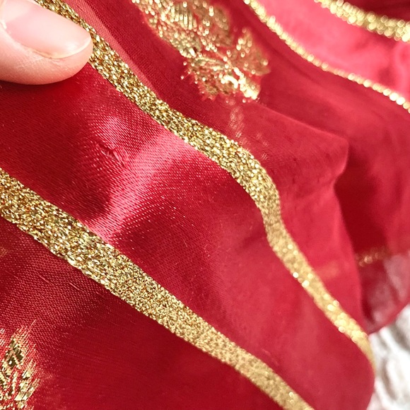 Beautiful vintage Indian scarf - Picture 4 of 5